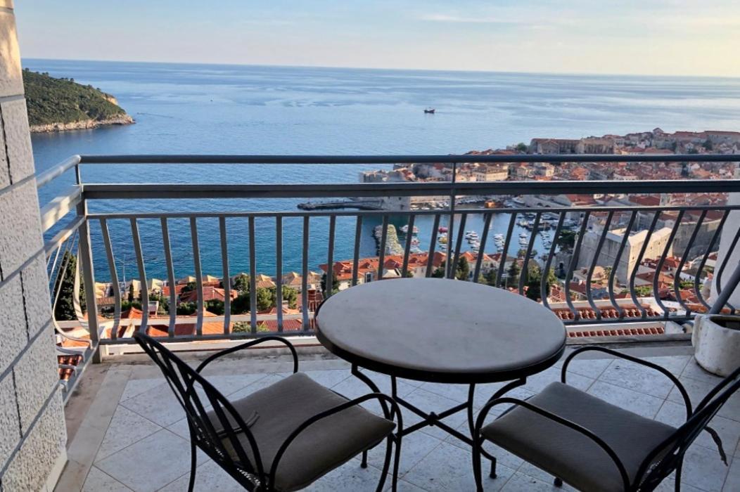 Spacious 2 Bedroom Apt Luxeview- Oldtownview, 10Min To Town Dubrovnik Exterior foto
